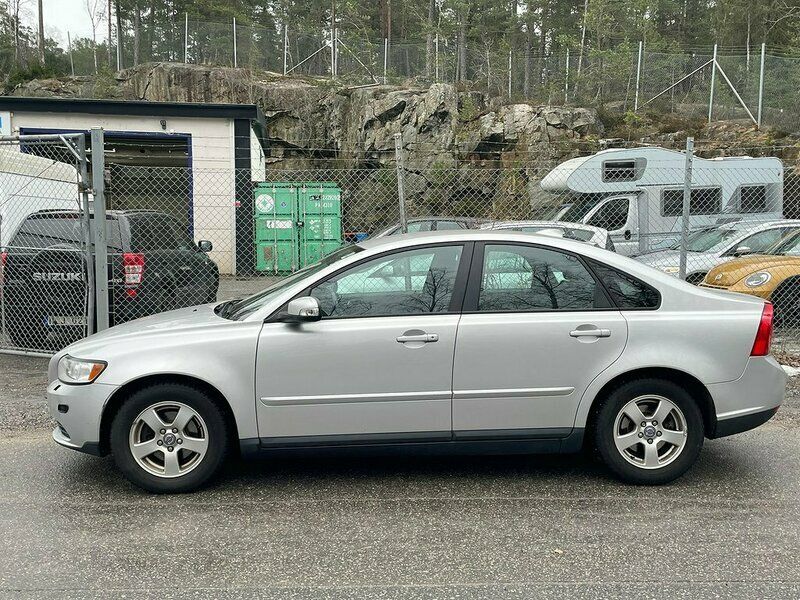 Begagnad Volvo S40 Kinetic 126 HK (92 kW) 2007 Ljusgrå Sedan