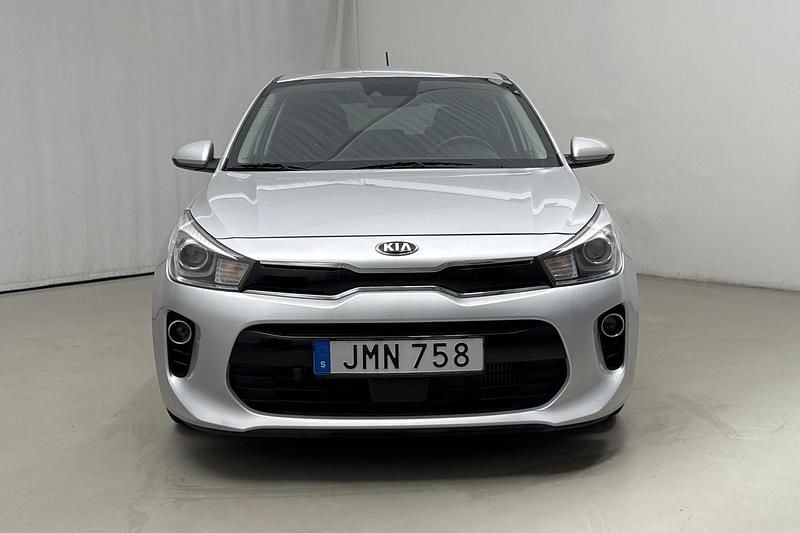 Begagnad Kia Rio 120 HK (88 kW) 2019 Grå