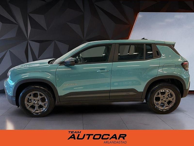 Begagnad Jeep Avenger Longitude 101 HK (74 kW) 2024 Blå SUV