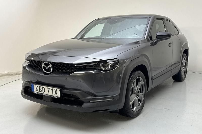 Grå Begagnad 2021 Mazda MX30 Cosmo SUV | 182 000 kr - Bild 1/4