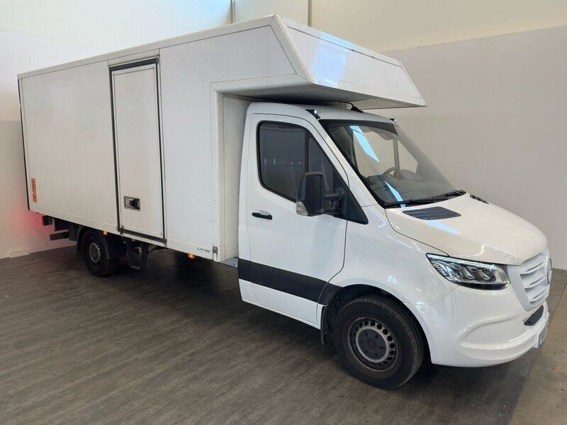 Vit Begagnad 2022 Mercedes Sprinter Van | 419 000 kr (Superpris) - Bild 1/4