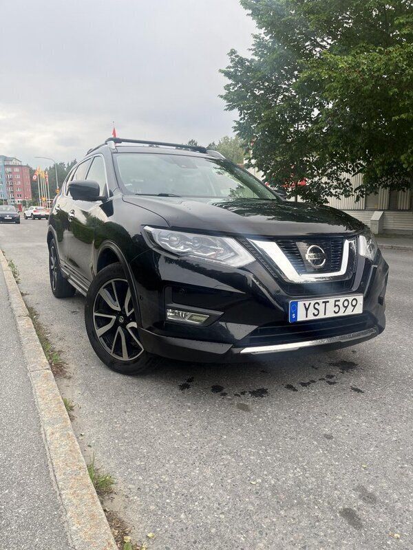Svart Begagnad 2018 Nissan X-Trail SUV | 225 000 kr (Marknadspris) - Bild 1/4