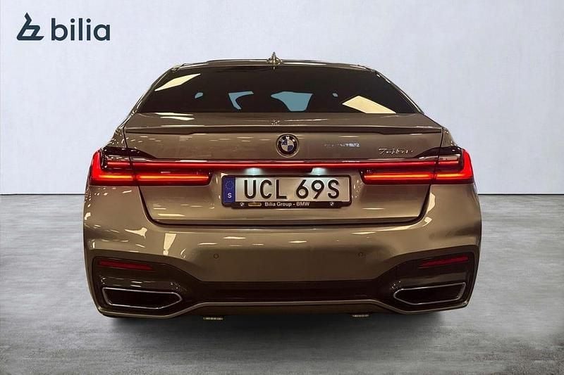 Begagnad BMW 745 M Sport 394 HK (289 kW) 2020 Grå Sedan