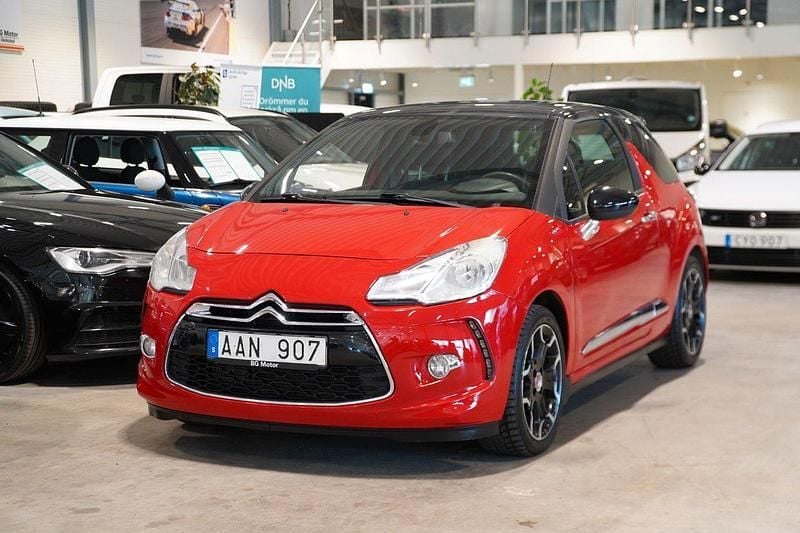 Röd Begagnad 2010 Citroën DS3 Halvkombi | 29 900 kr (Bra pris) - Bild 1/4