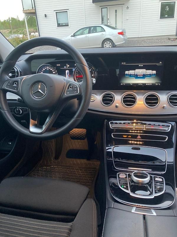 Begagnad Mercedes E200 150 HK (110 kW) 2018
