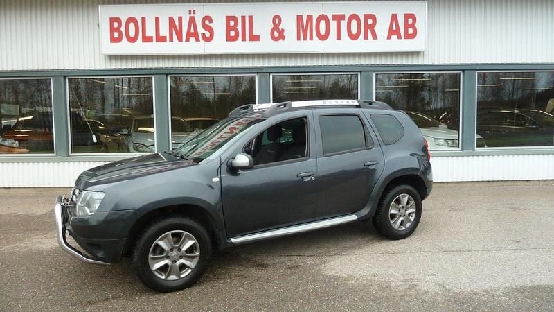 Mörkgrå Begagnad 2015 Dacia Duster SUV | 79 000 kr (Marknadspris) - Bild 1/4