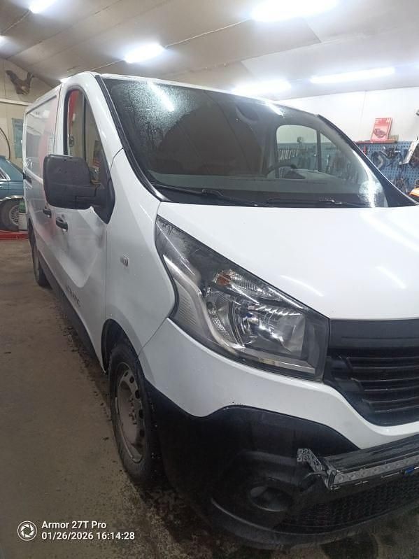 Begagnad 2016 Renault Trafic Minibuss | 64 900 kr - Bild 1/4