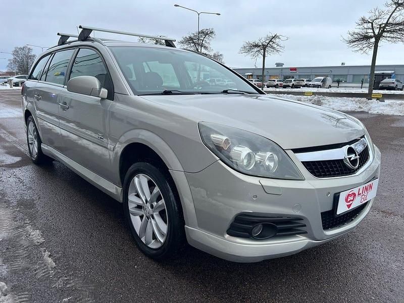 Begagnad Opel Vectra OPC 150 HK (110 kW) 2006 Grå