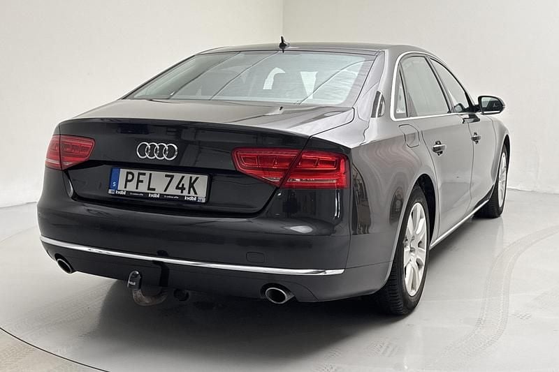 Begagnad Audi A8L 2013 Grå Sedan