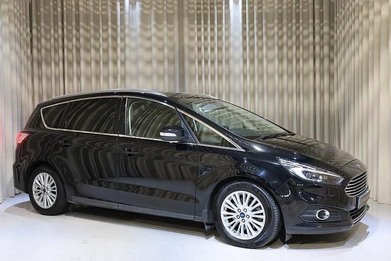 Svart Begagnad 2016 Ford S-MAX Business Edition Minibuss | 179 900 kr (Bra pris) - Bild 1/4