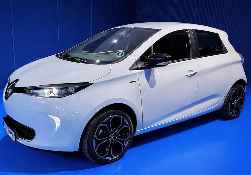 Begagnad 2019 Renault Zoe Halvkombi | 122 000 kr (Marknadspris) - Bild 1/4