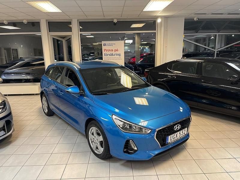 Ljusblå Begagnad 2018 Hyundai i30 Comfort Kombi | 169 900 kr (Marknadspris) - Bild 1/4