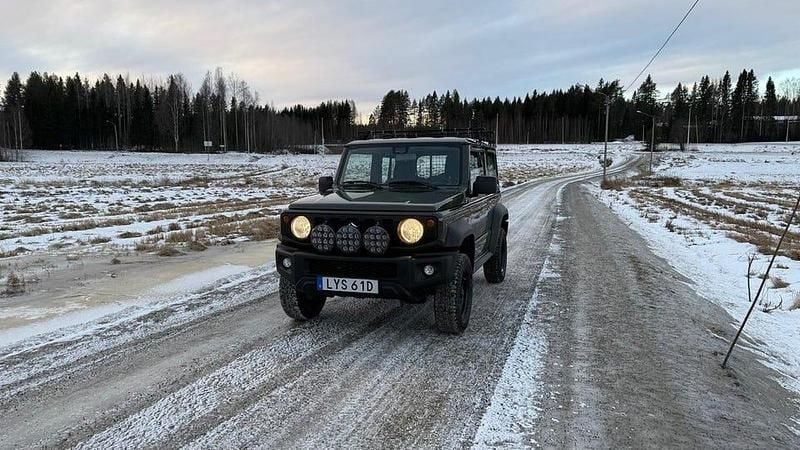 Begagnad Suzuki Jimny 102 HK (75 kW) 2021 Grön SUV