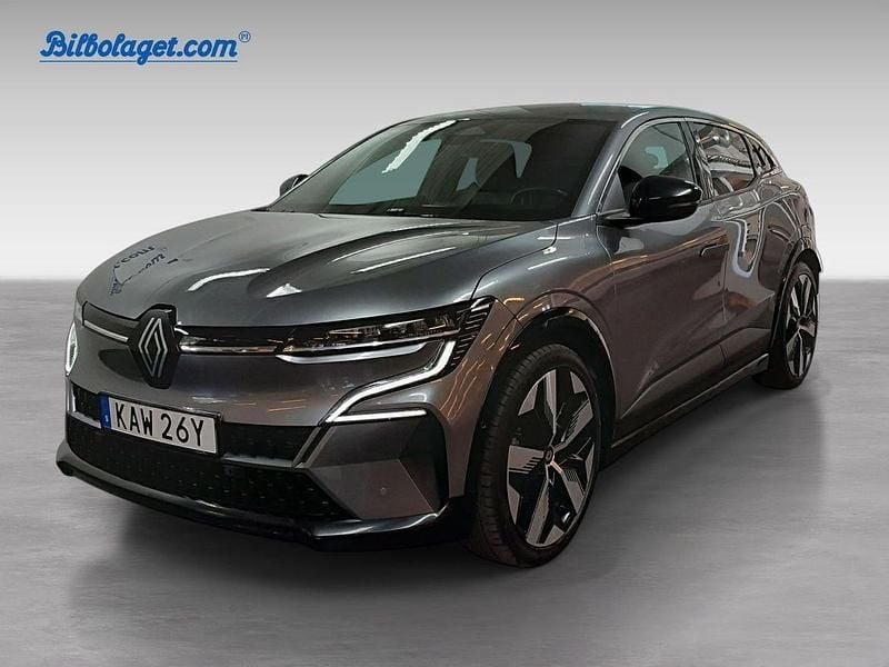 Grå Begagnad 2023 Renault Mégane Techno Halvkombi | 299 900 kr (Lite dyr) - Bild 1/4