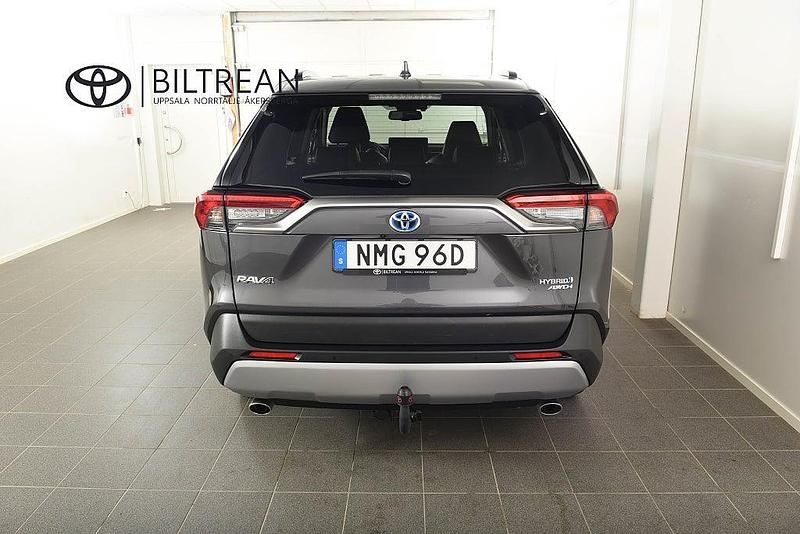 Begagnad Toyota RAV4 Hybrid Executive 222 HK (163 kW) 2023 Mörkgrå (grå metallic) SUV
