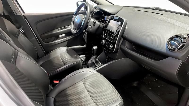 Begagnad Renault Clio GrandTour 90 HK (66 kW) 2018 Kombi