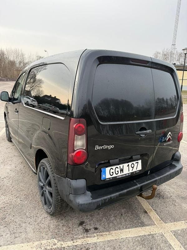 Begagnad Citroën Berlingo 75 HK (55 kW) 2014 Minibuss