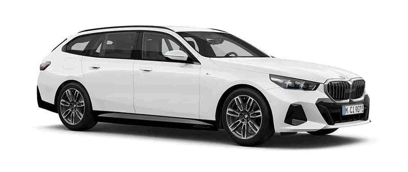 Vit Ny 2025 BMW 530e Kombi | 703 600 kr - Bild 1/1