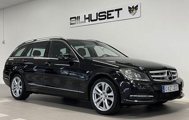 Svart Begagnad 2011 Mercedes C180 Avantgarde Kombi | 109 900 kr (Marknadspris) - Bild 1/4