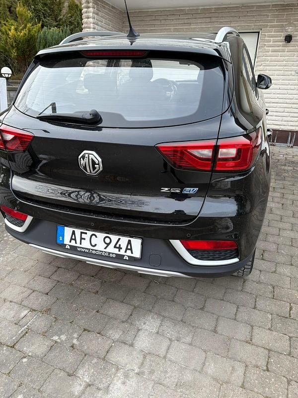 Begagnad MG ZS 105 kW (143 HK) 2021 SUV