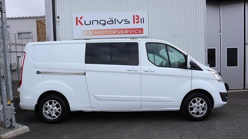 Begagnad Ford Transit Custom 155 HK (114 kW) 2015 Vit Van
