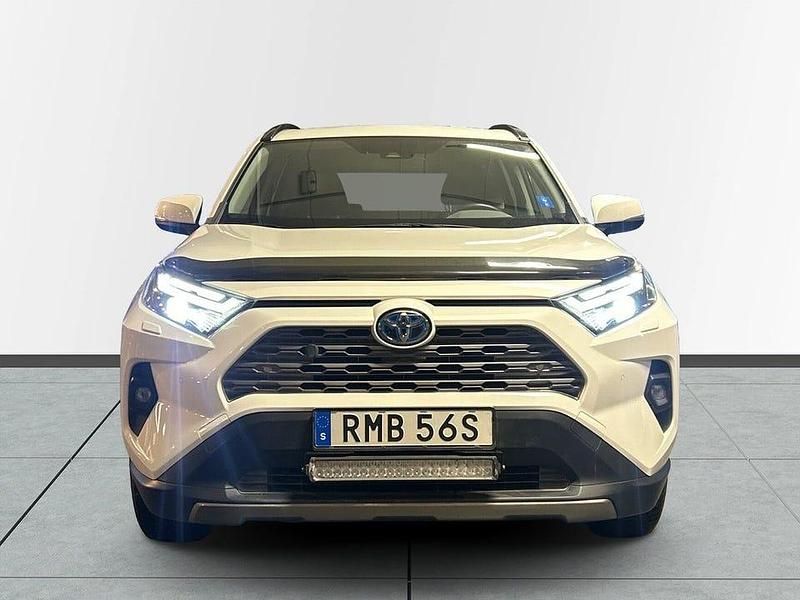 Begagnad Toyota RAV4 Hybrid Executive 222 HK (163 kW) 2022 Vit SUV