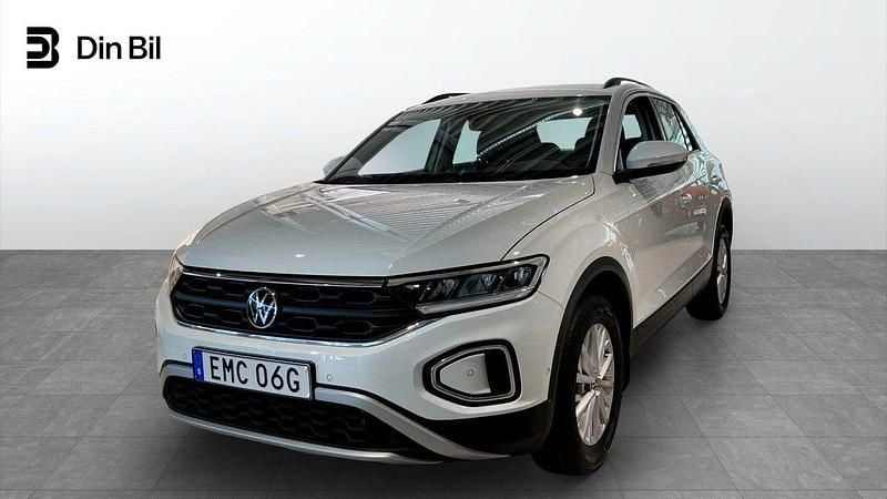Vit Begagnad 2022 VW T-Roc Life SUV | 219 900 kr (Marknadspris) - Bild 1/4