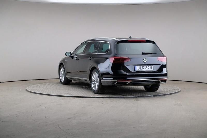 Begagnad VW Passat Executive 218 HK (160 kW) 2023 Deep black pearl (pearl) Kombi