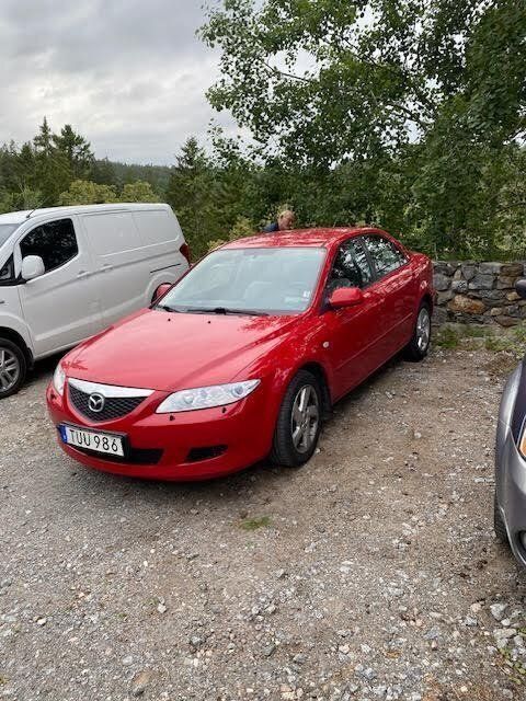 Röd Begagnad 2003 Mazda 6 Touring Sedan | 19 000 kr (Marknadspris) - Bild 1/4