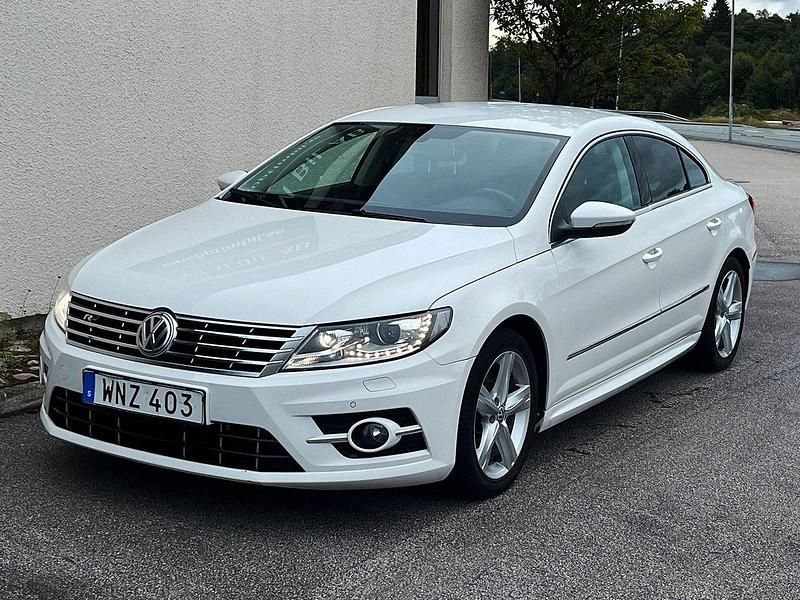 Vit Begagnad 2015 VW CC Sedan | 139 500 kr (Marknadspris) - Bild 1/4