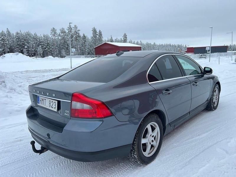 Begagnad Volvo S80 Kinetic 185 HK (136 kW) 2009 Grå Sedan