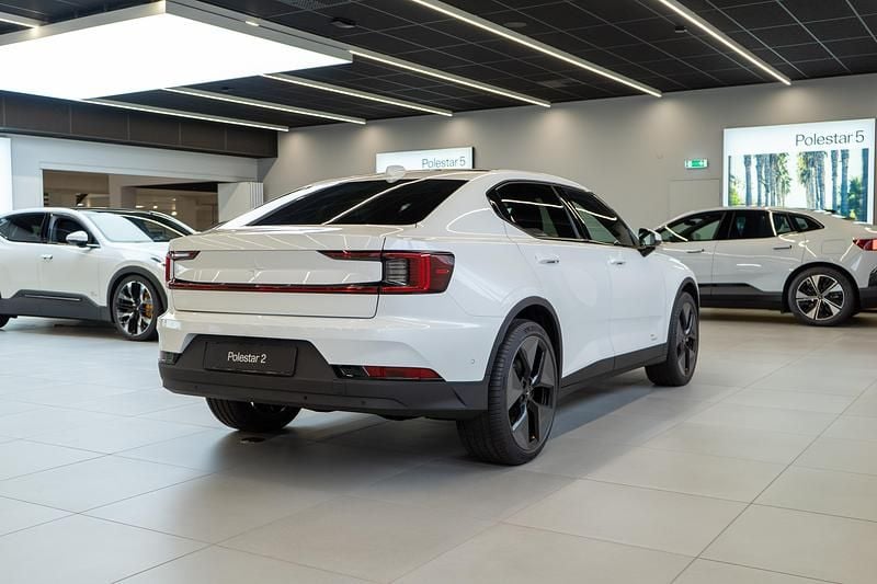 Ny Polestar 2 Long Range Single Motor 11 kW (15 HK) 2026 Vit Halvkombi