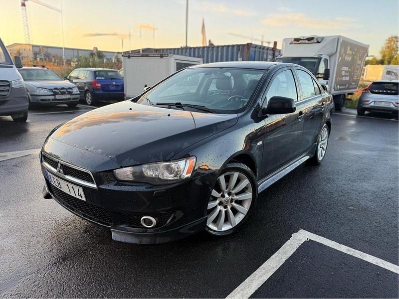 Svart Begagnad 2011 Mitsubishi Lancer Sedan | 23 999 kr - Bild 1/4