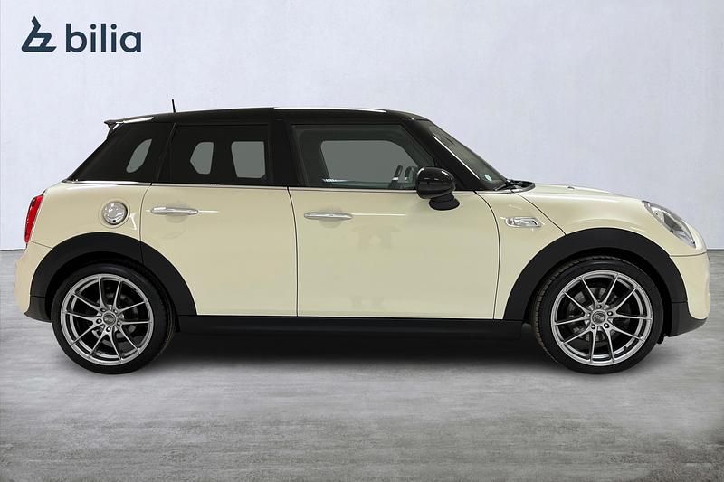 Begagnad Mini Cooper S 2017 Vit Halvkombi