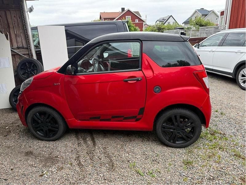 Begagnad 2016 Ligier JS50 Halvkombi | 78 000 kr - Bild 1/4