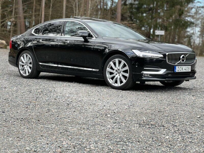 Svart Begagnad 2018 Volvo S90 Inscription Sedan | 278 000 kr - Bild 1/4