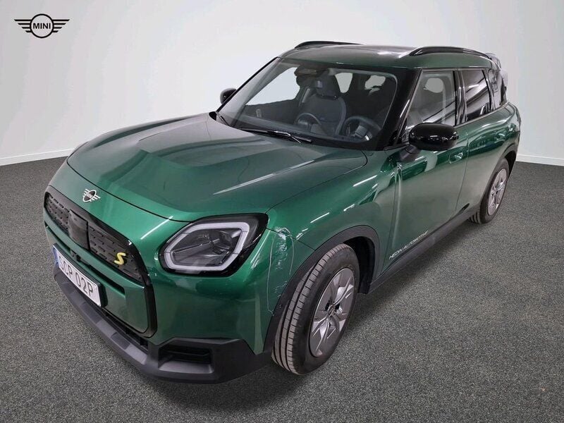 Grön Ny 2024 Mini Countryman SUV | 479 900 kr (Lite dyr) - Bild 1/4