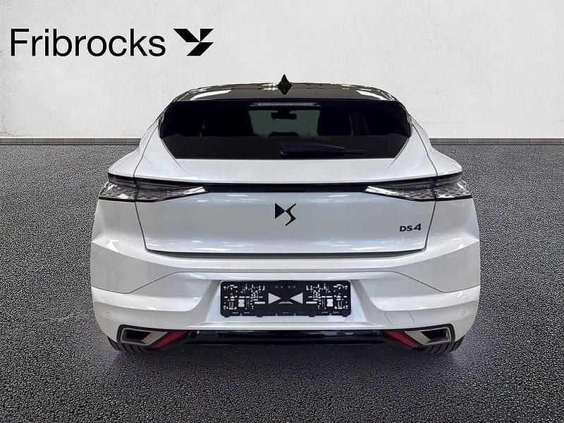 Begagnad DS Automobiles DS4 Performance Line Plus 131 HK (96 kW) 2023 Vit SUV