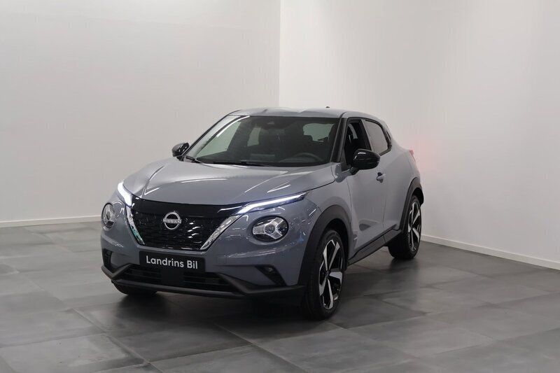Svart Ny 2024 Nissan Juke Tekna SUV | 335 000 kr - Bild 1/4