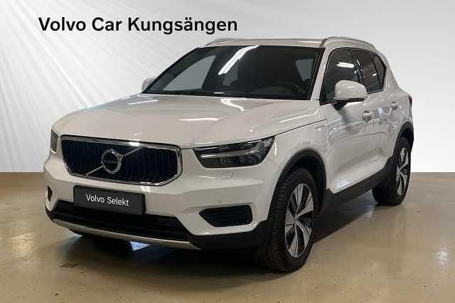 Vit Begagnad 2020 Volvo XC40 Momentum SUV | 289 900 kr (Superpris) - Bild 1/4