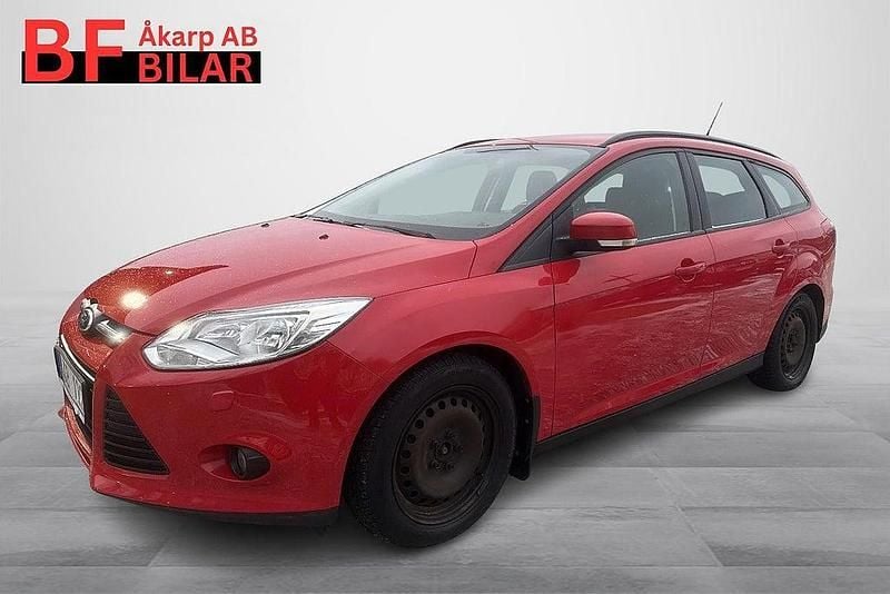 Röd Begagnad 2011 Ford Focus Trend Kombi | 59 500 kr (Lite dyr) - Bild 1/3