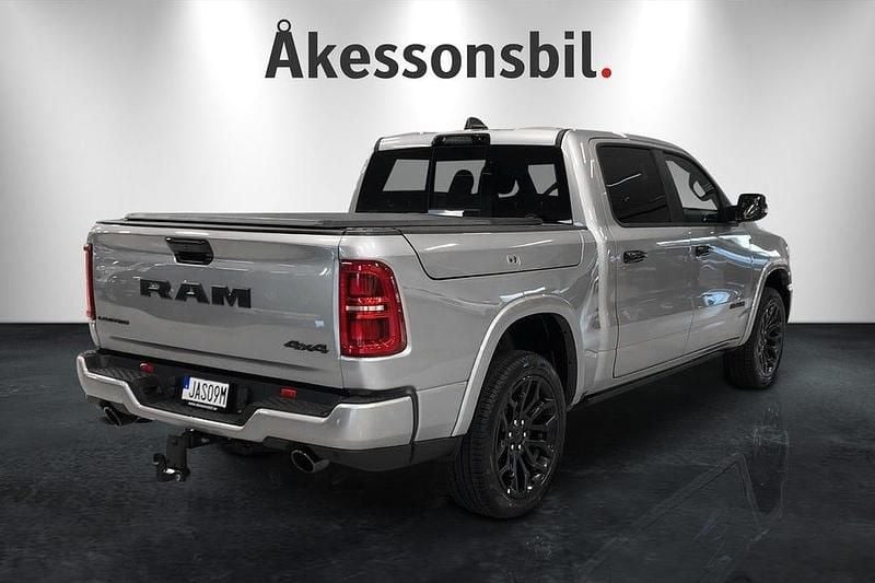 Ny RAM 1500 548 HK (403 kW) 2025 Grå Pickup