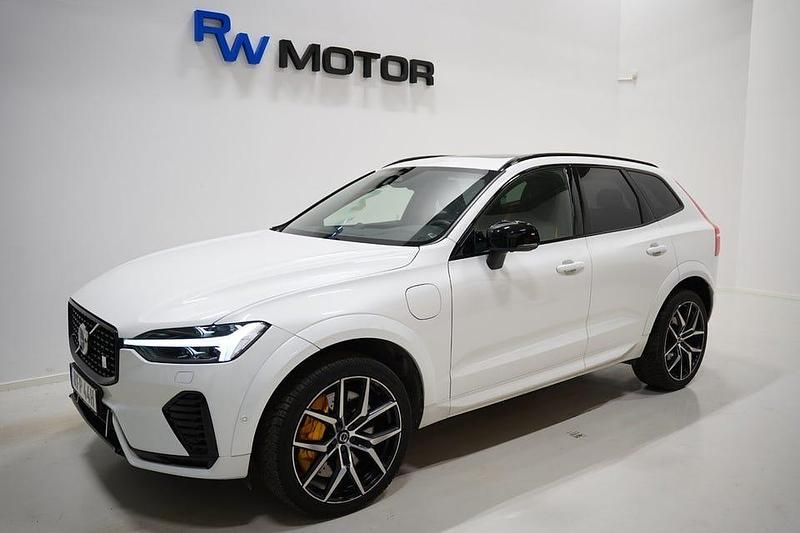 Begagnad Volvo XC60 405 HK (297 kW) 2022 Vit SUV