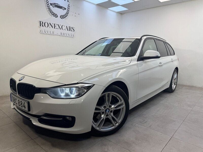 Vit Begagnad 2013 BMW 320 Sport Line Kombi | 109 900 kr (Lite dyr) - Bild 1/4