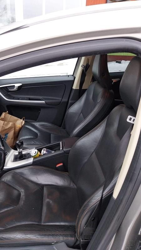 Begagnad Volvo XC60 224 HK (164 kW) 2011 SUV