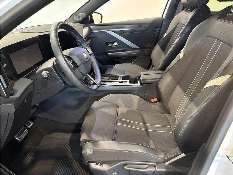 Begagnad Opel Astra 131 HK (96 kW) 2024 Vit Kombi