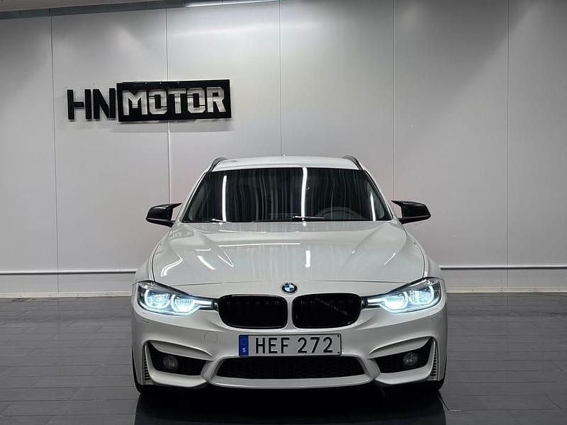 Begagnad BMW 320 Sport Line 190 HK (139 kW) 2015 Vit Kombi