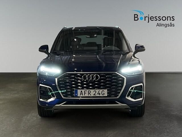 Begagnad Audi Q5 Sportback S-Line 207 HK (152 kW) 2021 Navarrablå metallic SUV