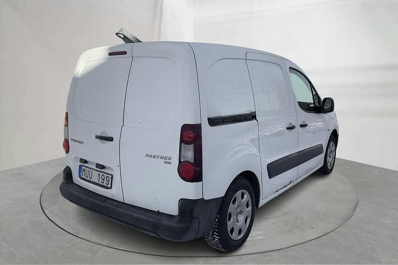 Begagnad Peugeot Partner 90 HK (66 kW) 2013 Vit