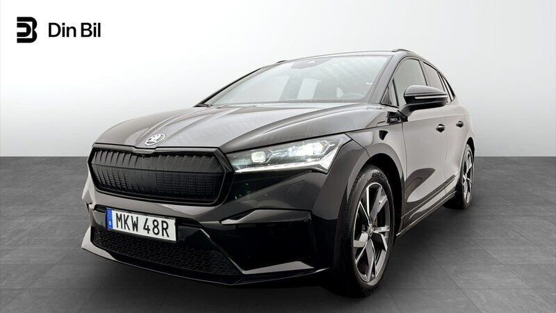 Svart Begagnad 2023 Skoda Enyaq iV SportLine SUV | 434 900 kr (Marknadspris) - Bild 1/4
